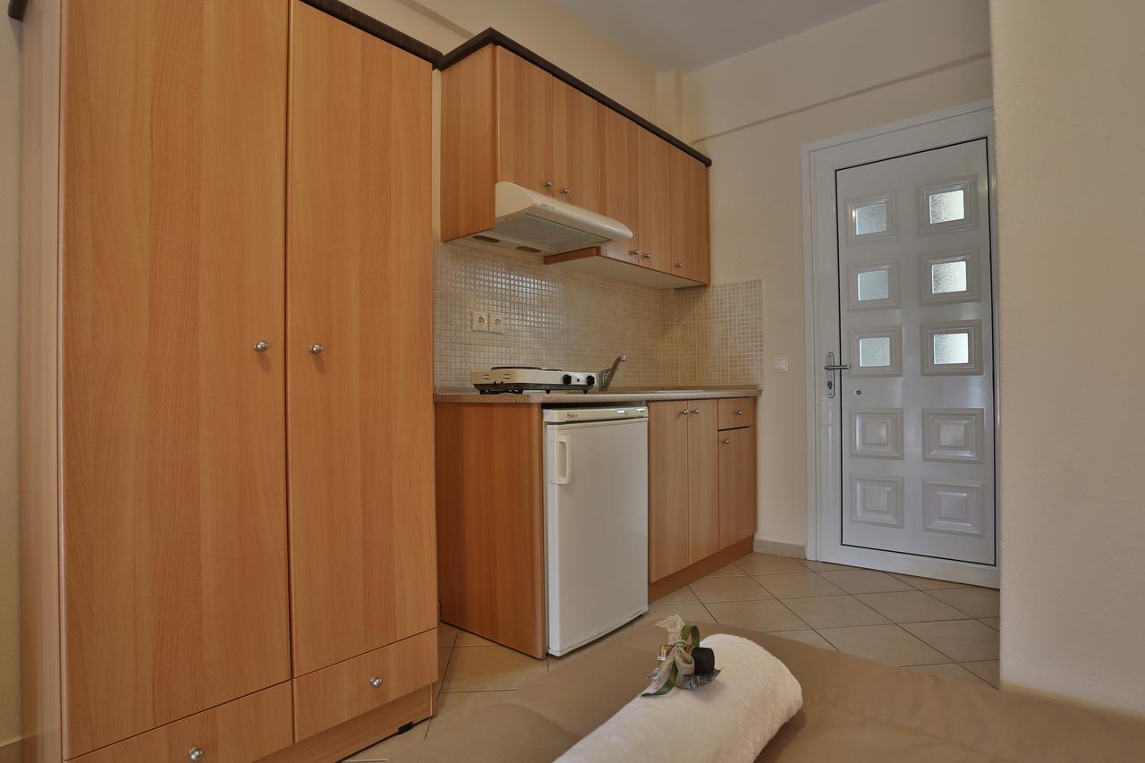 לפטוקריה Irida Apartments מראה חיצוני תמונה